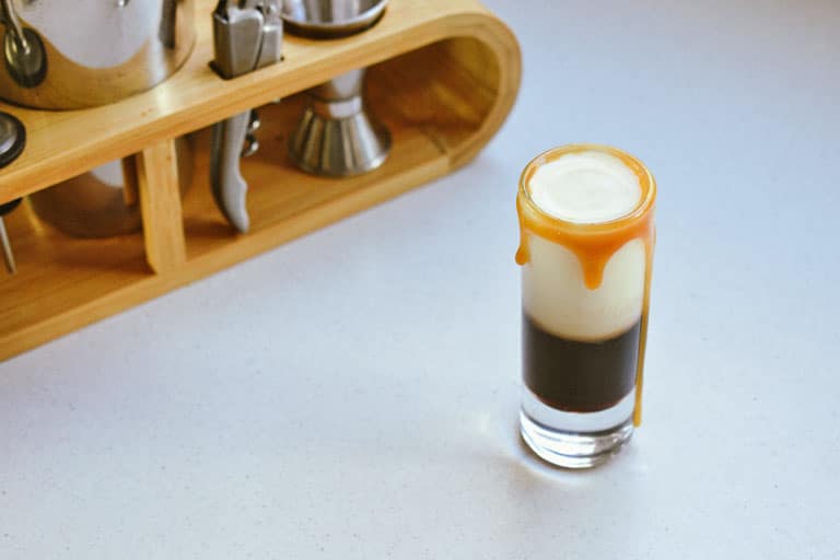 La nueva experiencia que pueden ofrecerte los licores artesanales, cuya tendencia les ha revitalizado en el sector