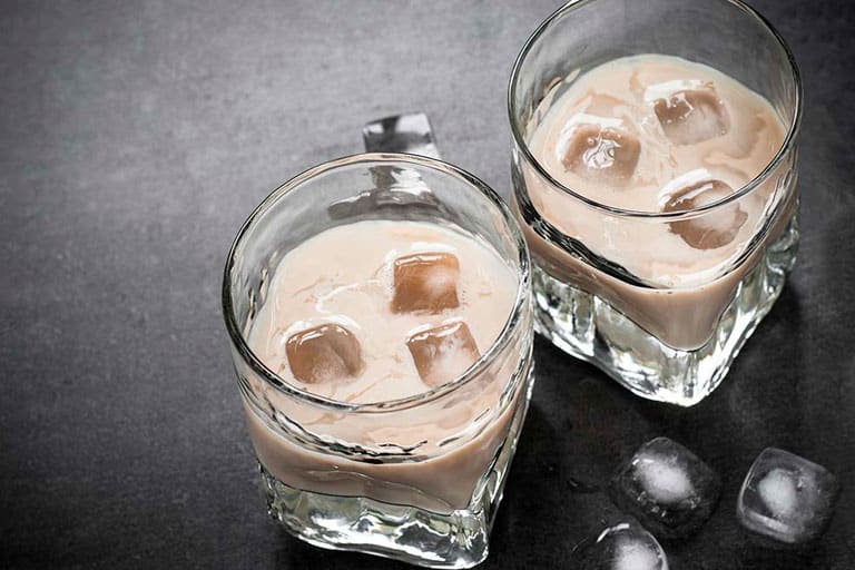 Descubre el sabor único de los licores Premium y por qué consiguen un sabor tan especial que gusta a todo el mundo.
