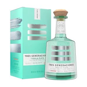 Tres Generaciones Tequila Plata con estuche, diseño elegante y agave azul puro